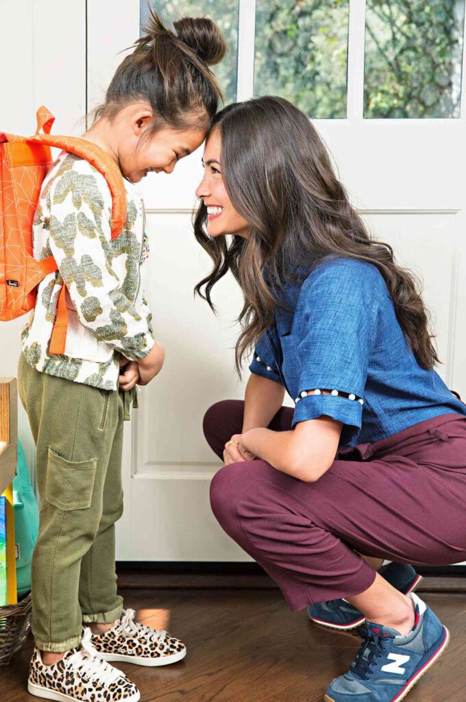 π± Healthy Habits for Kids kid wearing backpack mom smiling 54f230d8 67d4c733368e4f4289df31b76ddff8b6